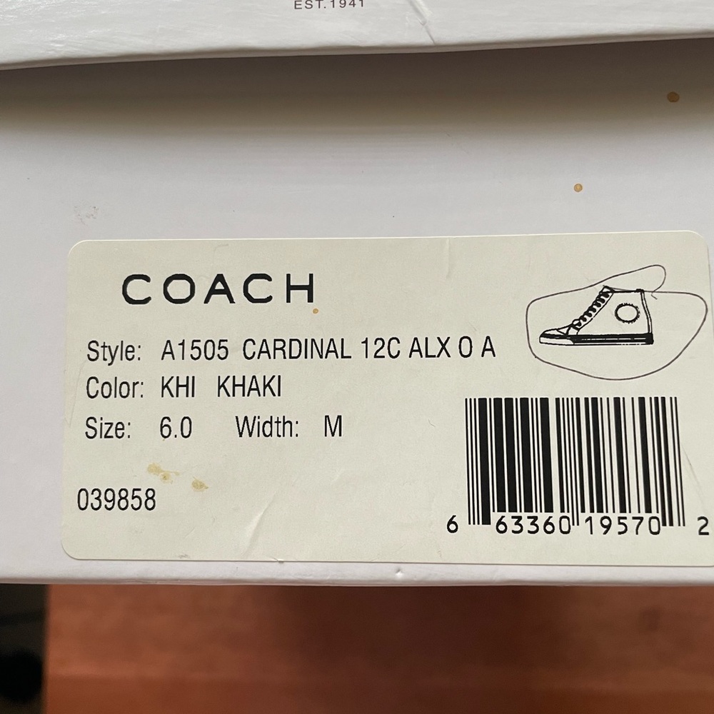COACH - Picture 10 of 10